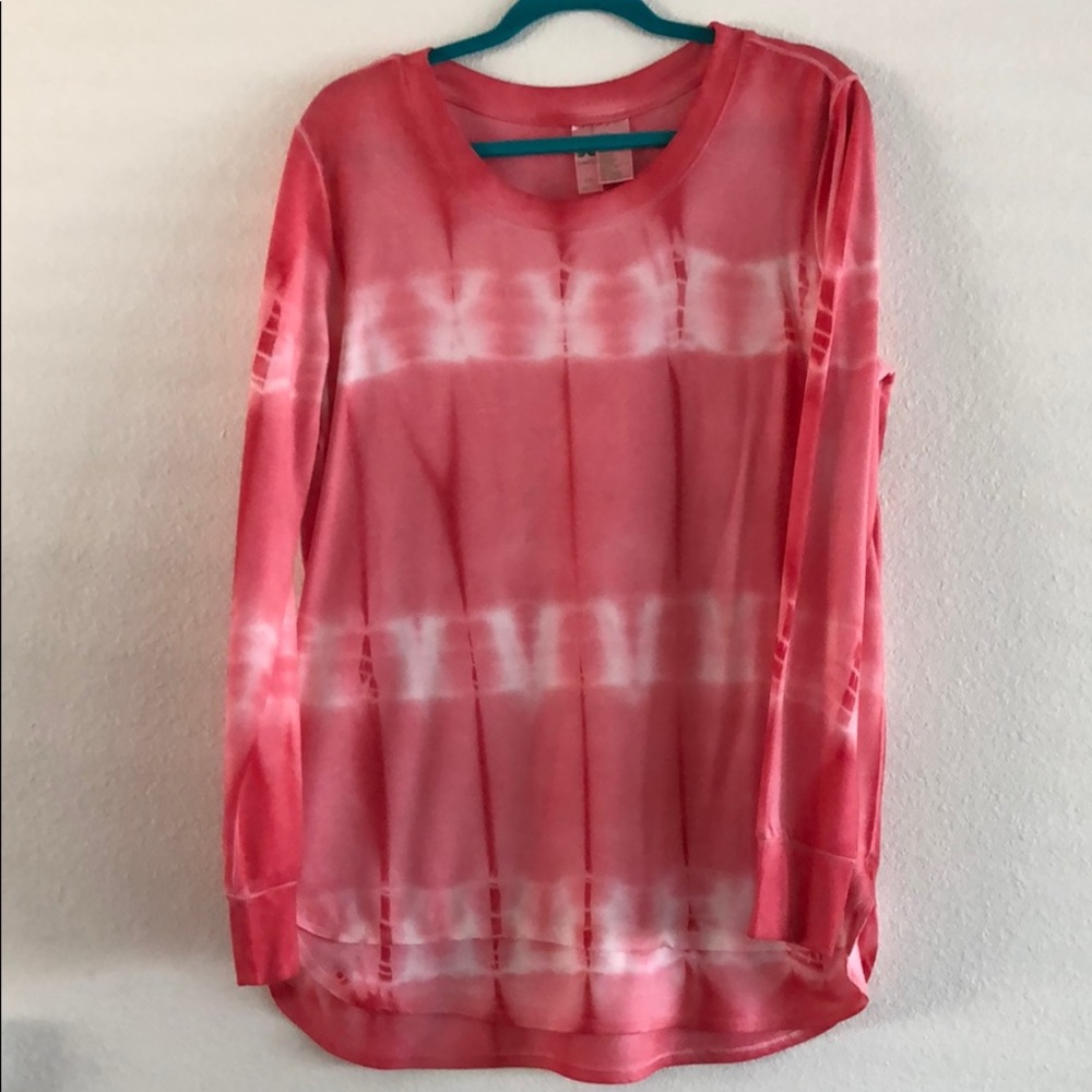 Women’s GreenTea pullover long-sleeved top